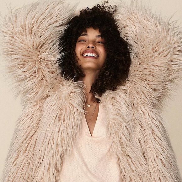Free People Renata Faux Fur Shag Coat Sand Size Medium - Picture 1 of 15
